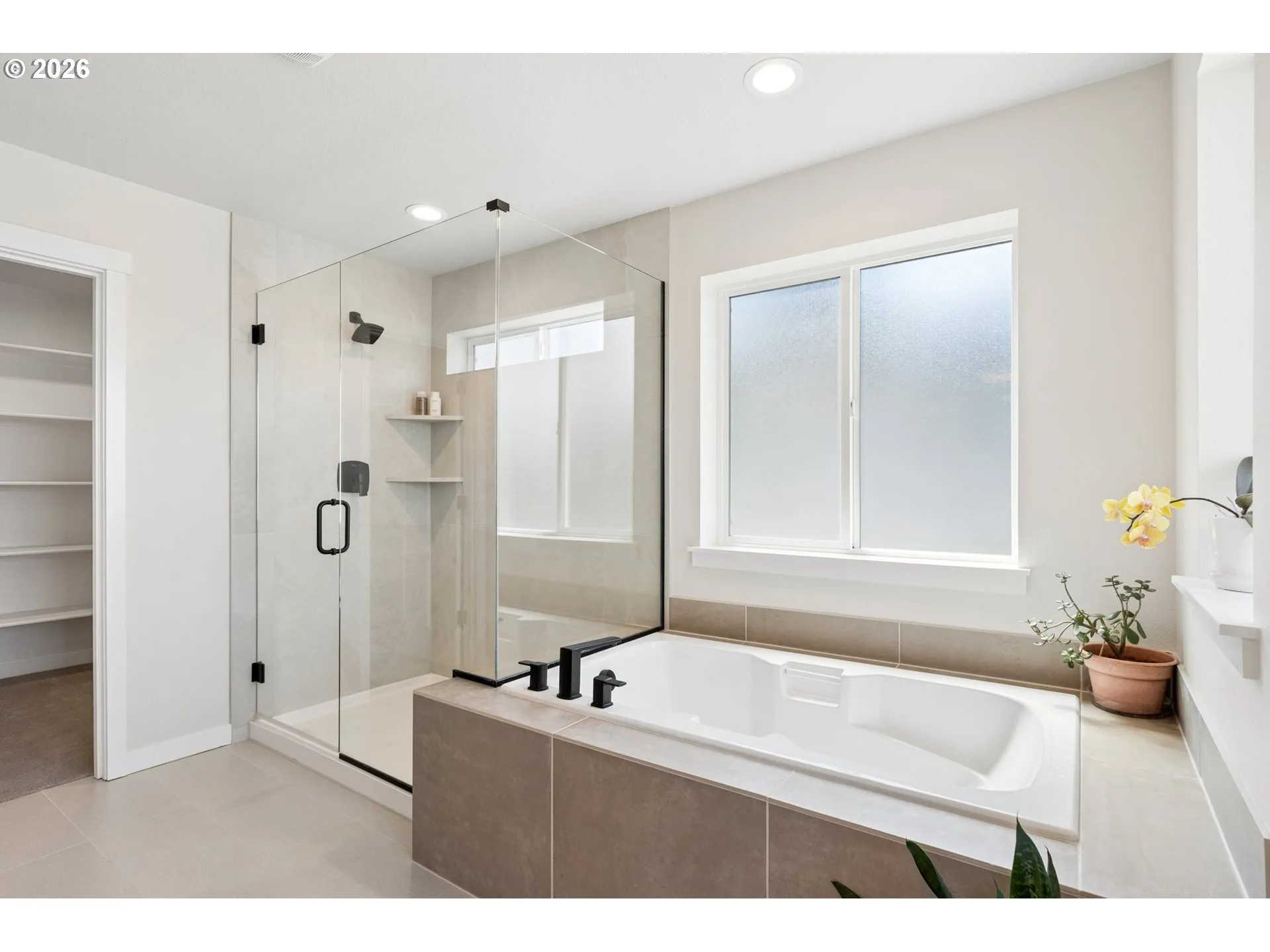 Owner's Suite Bathroom-Garden Tub