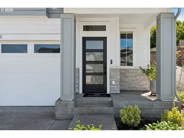 Entrance/Foyer