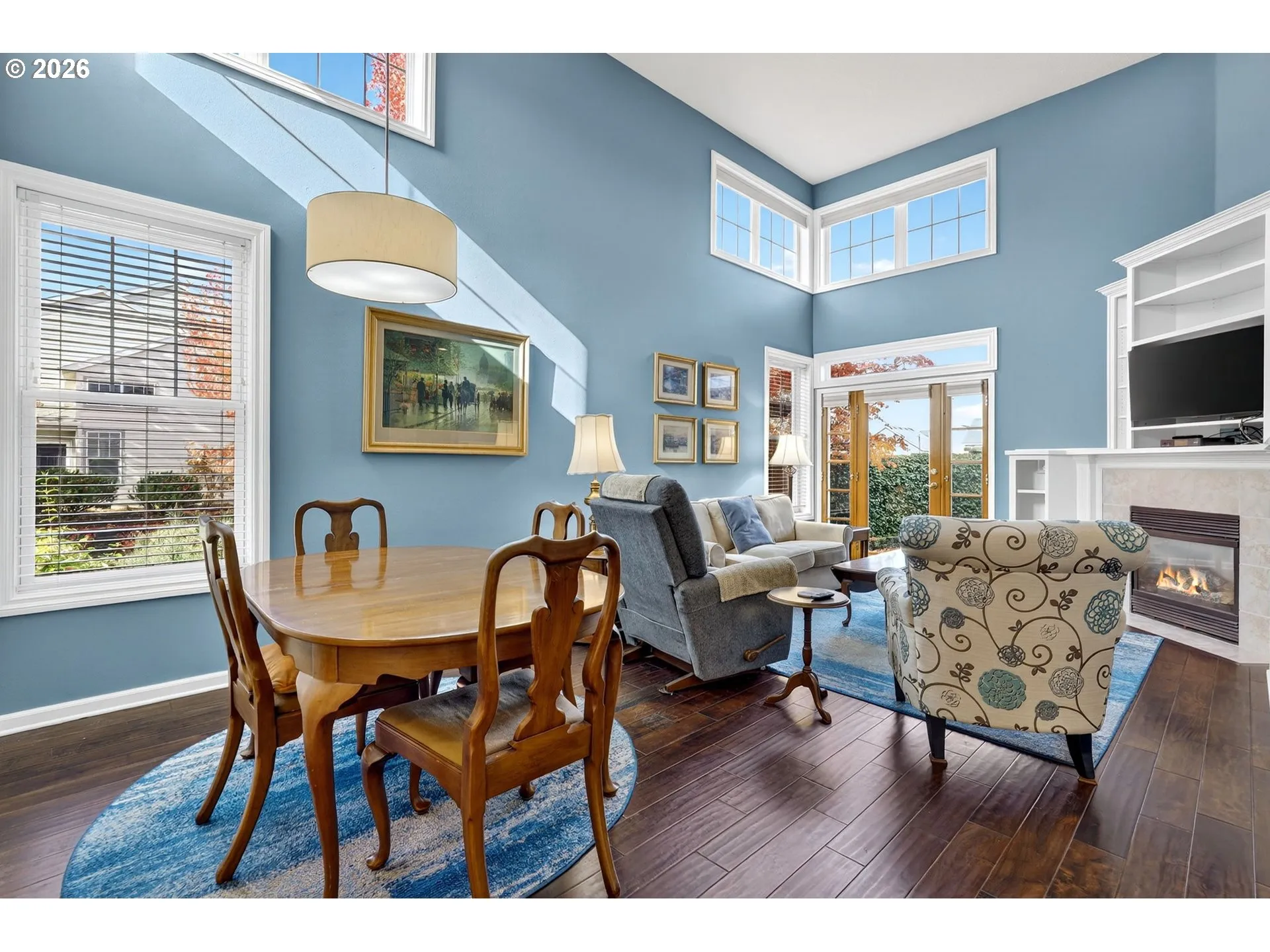 Living Room/Dining Room