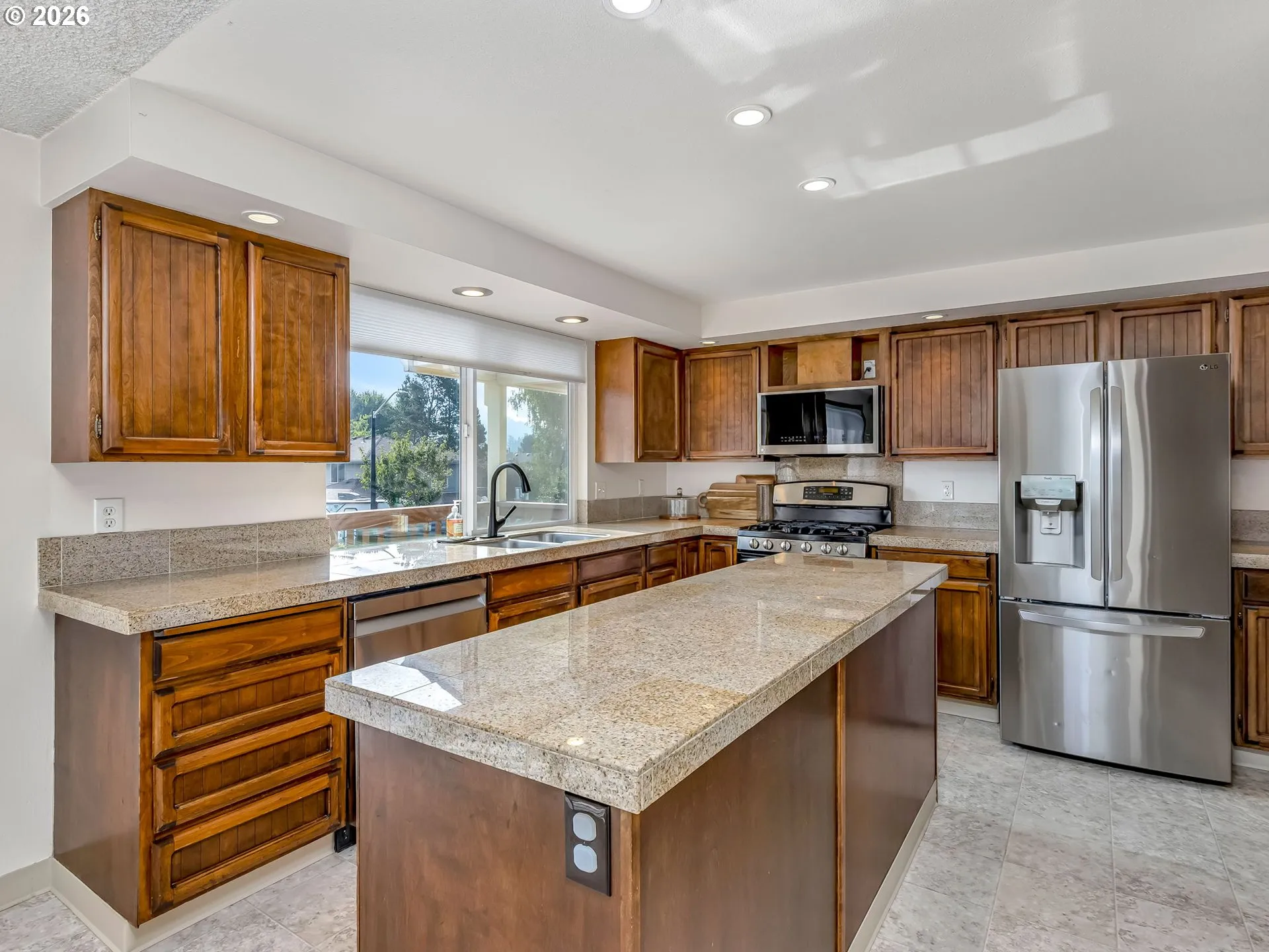 Kitchen-Island