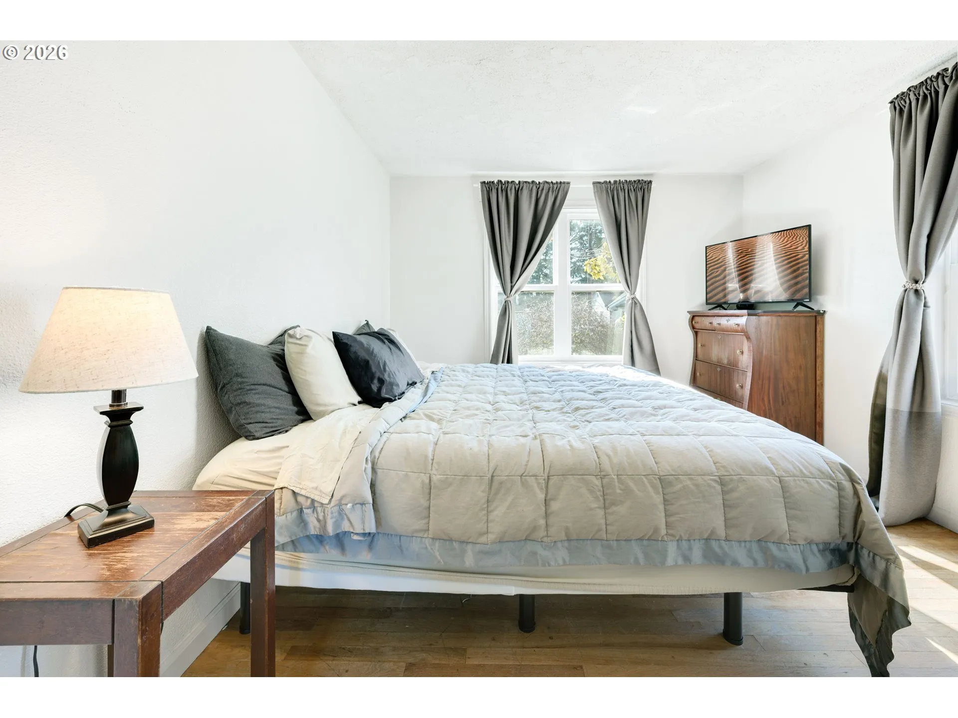 Primary Bedroom-Main