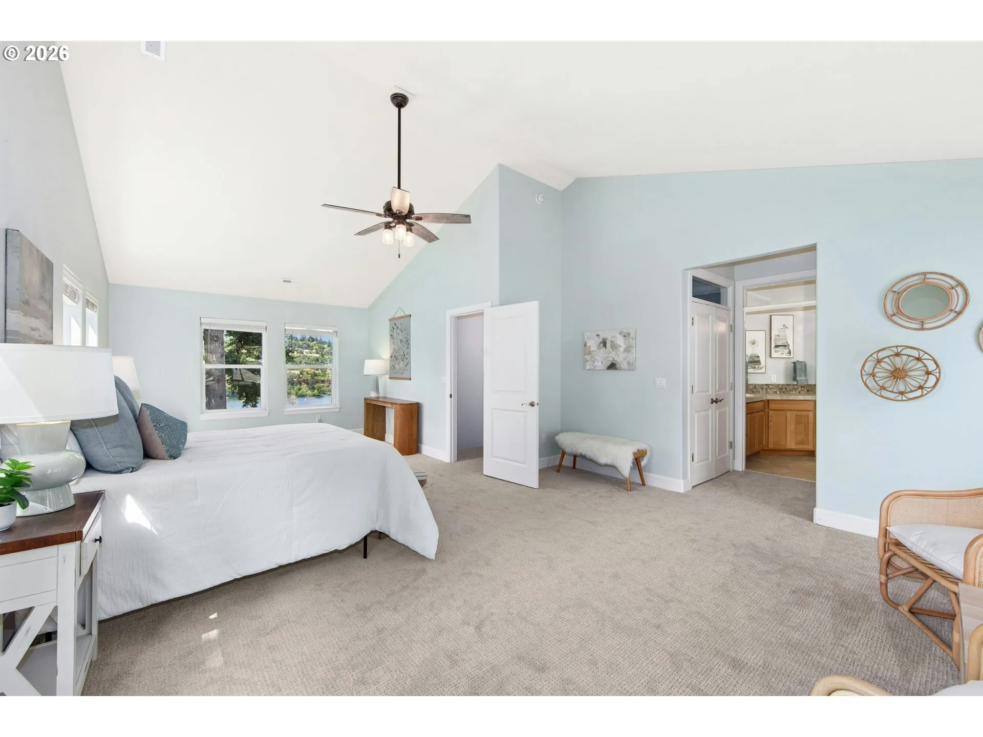 Bedroom, Primary