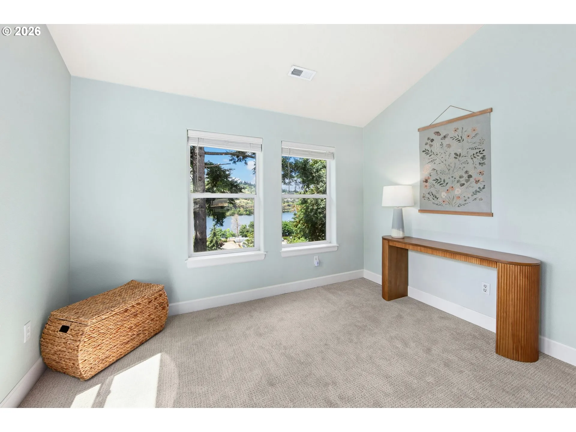 Bedroom, Primary