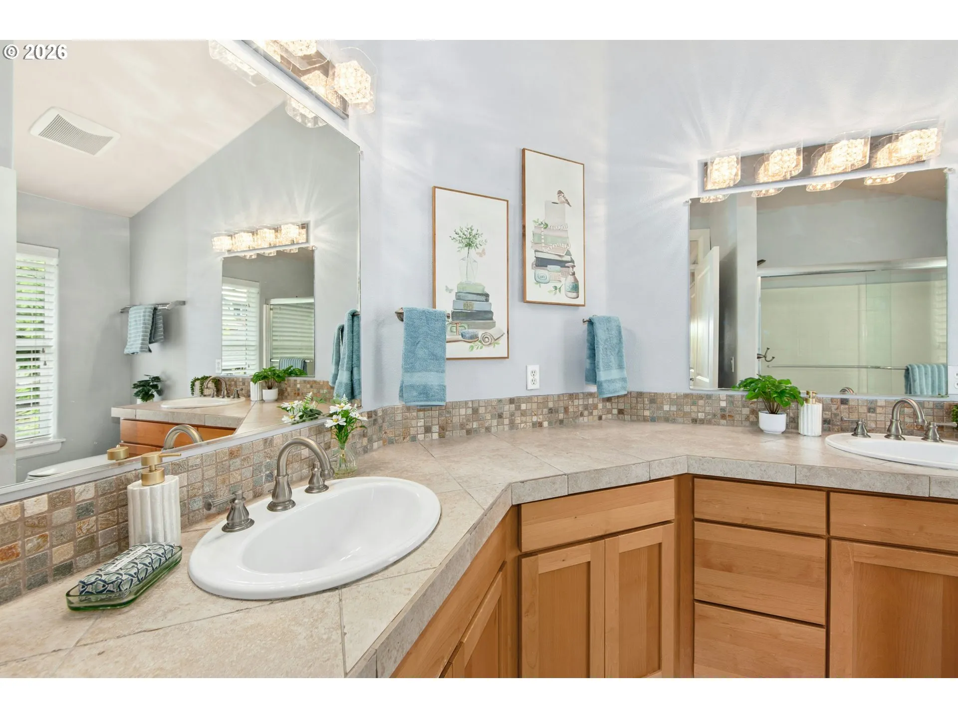 Bathroom, Attached