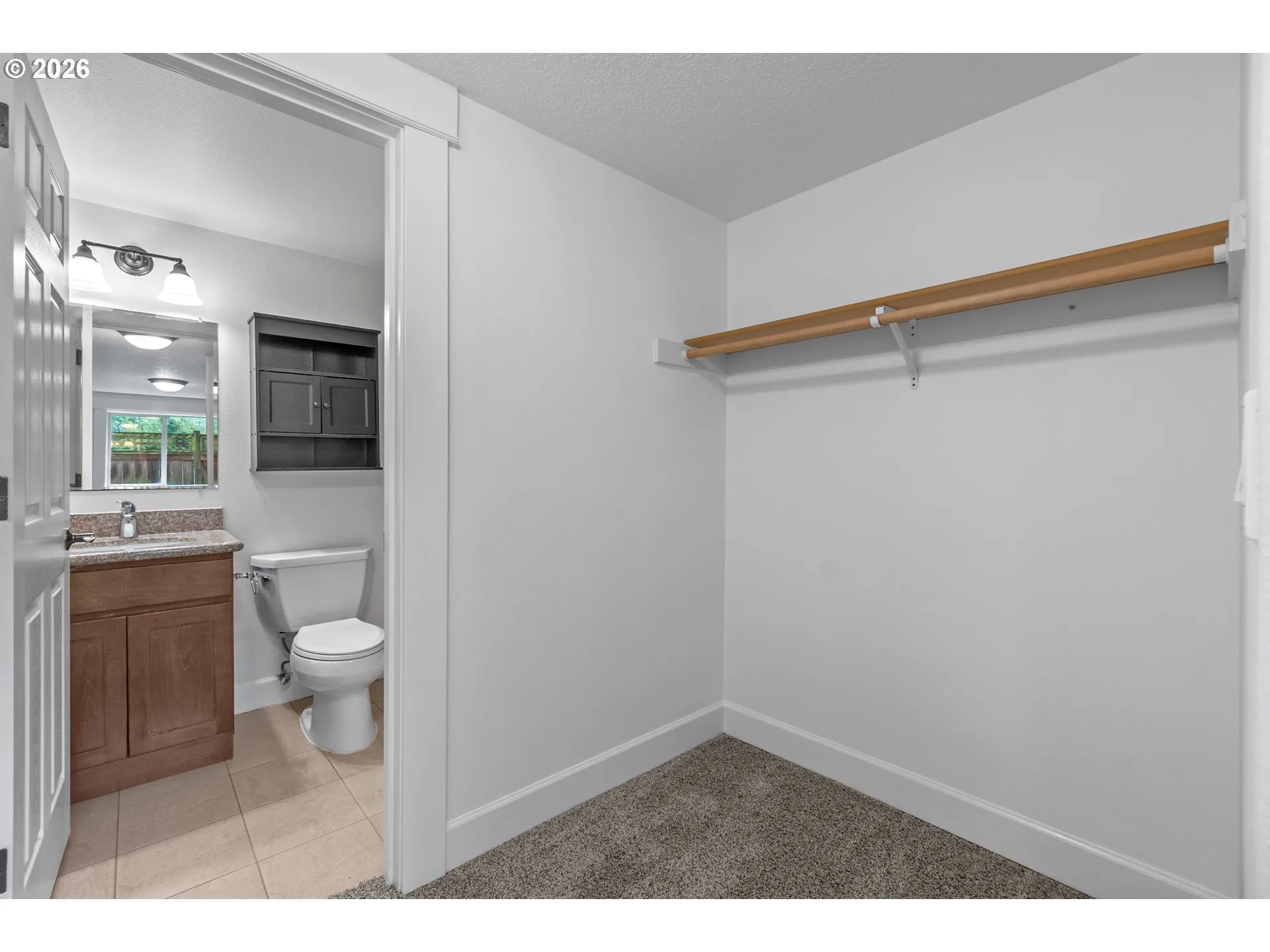 Bedroom-Walk-In Closet