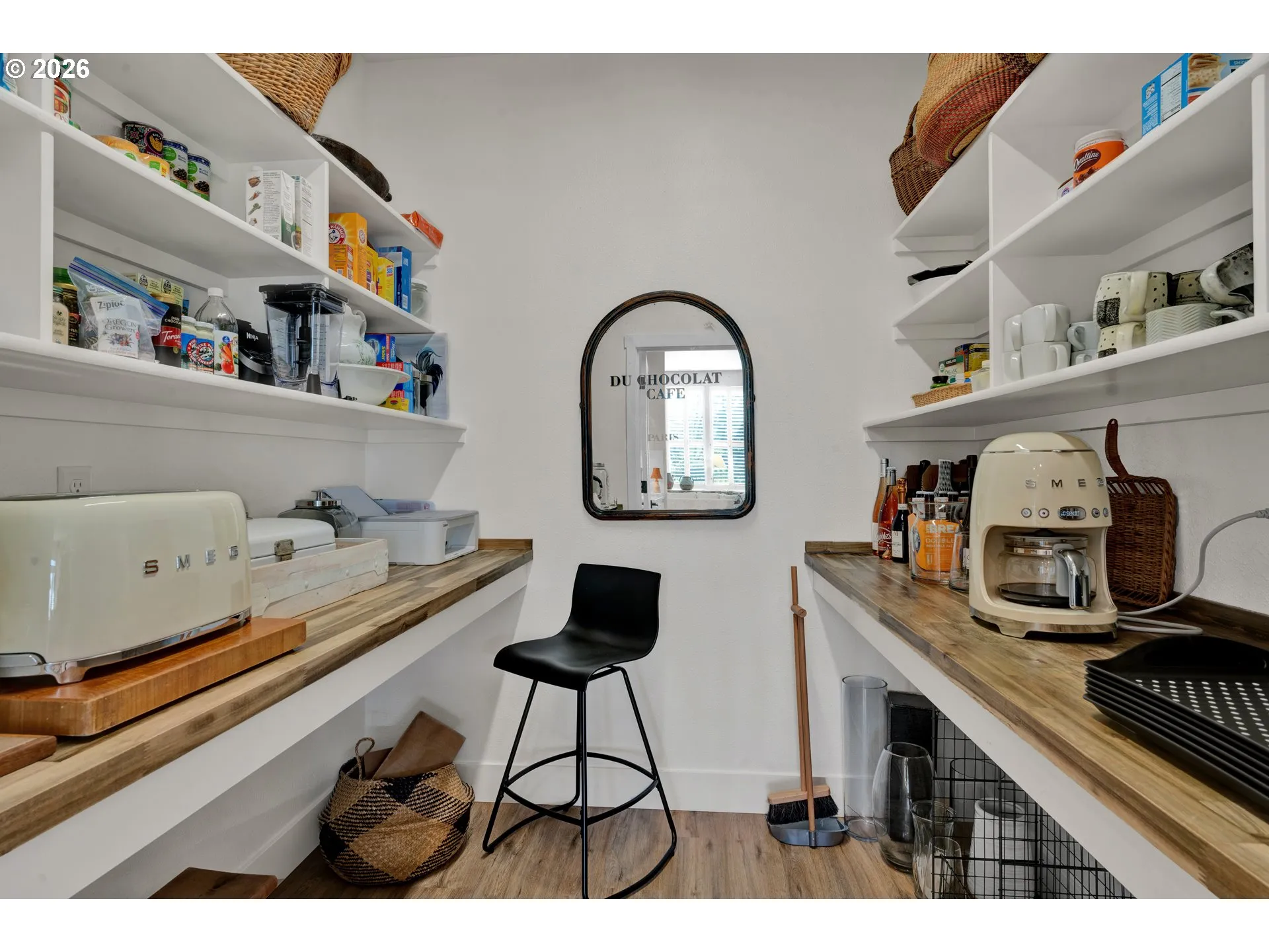 Butler's Pantry-Main