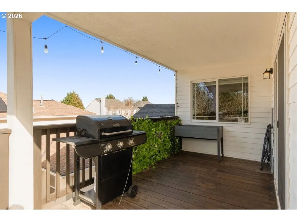 Deck-Upper