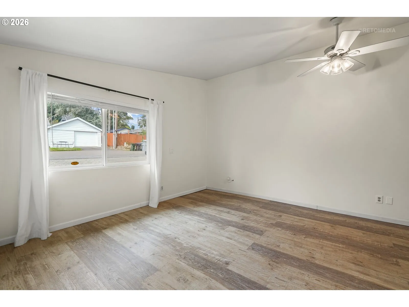 Family Room-Ceiling Fan