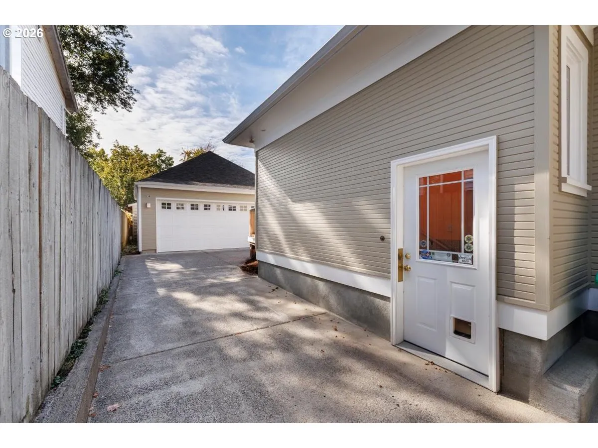 Driveway-Private