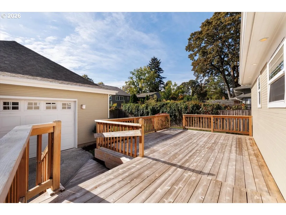 Deck-Main
