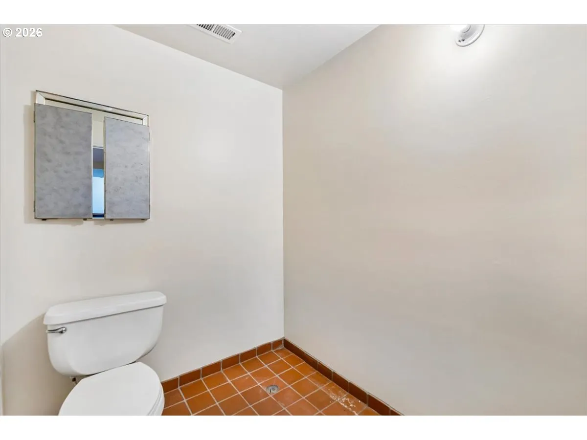 Bathroom-Lower