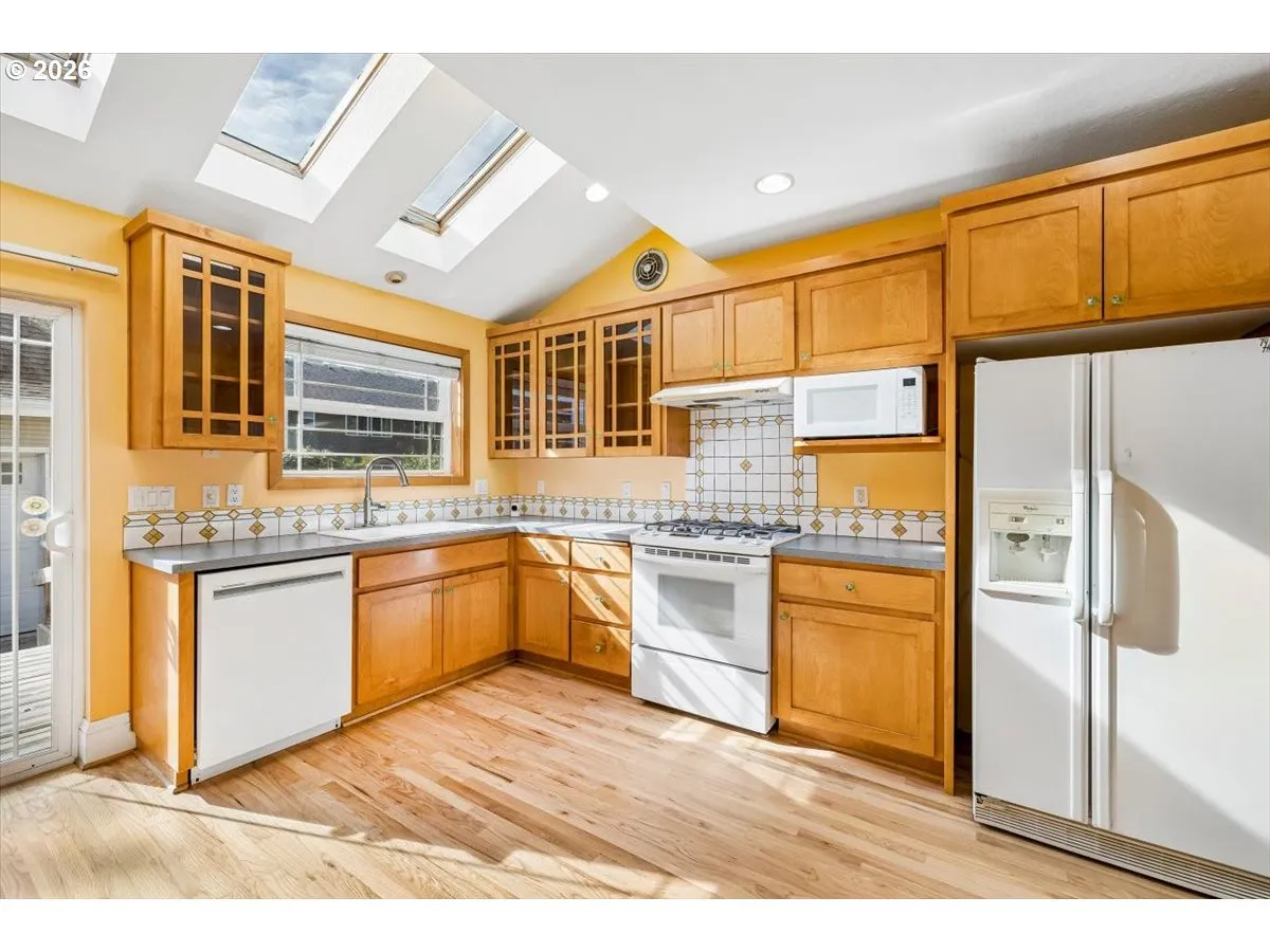 Kitchen-Skylight