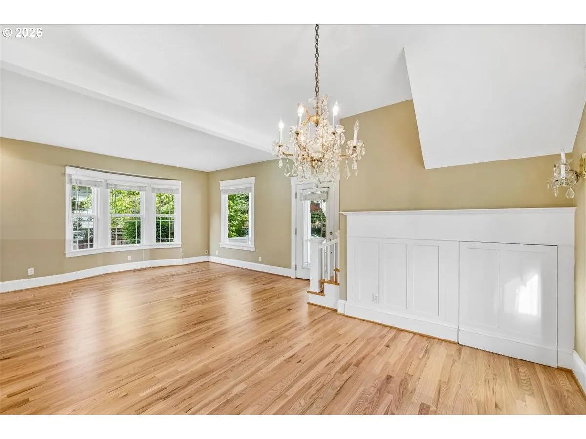 Living Room/Dining Room