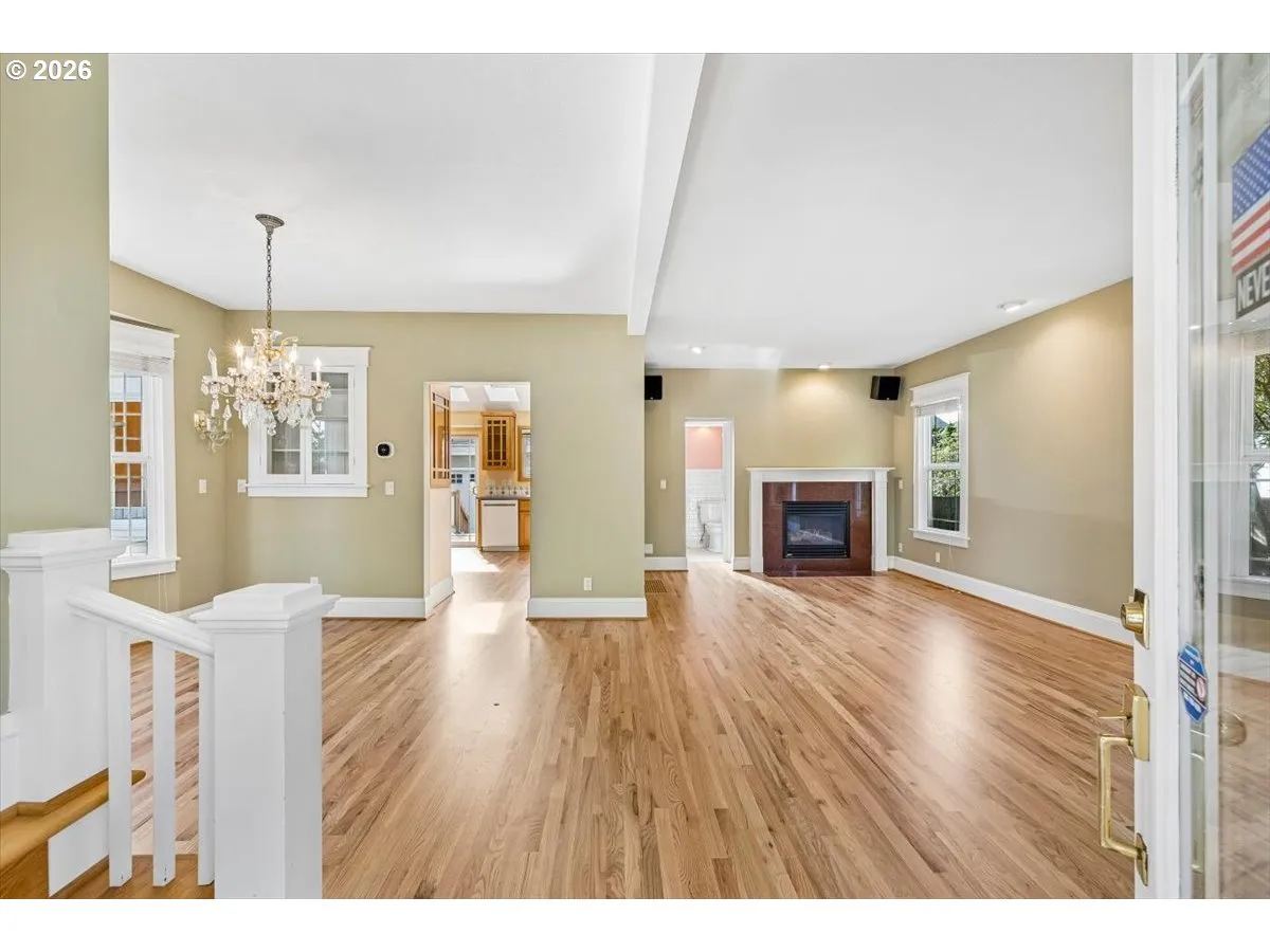 Entrance/Foyer