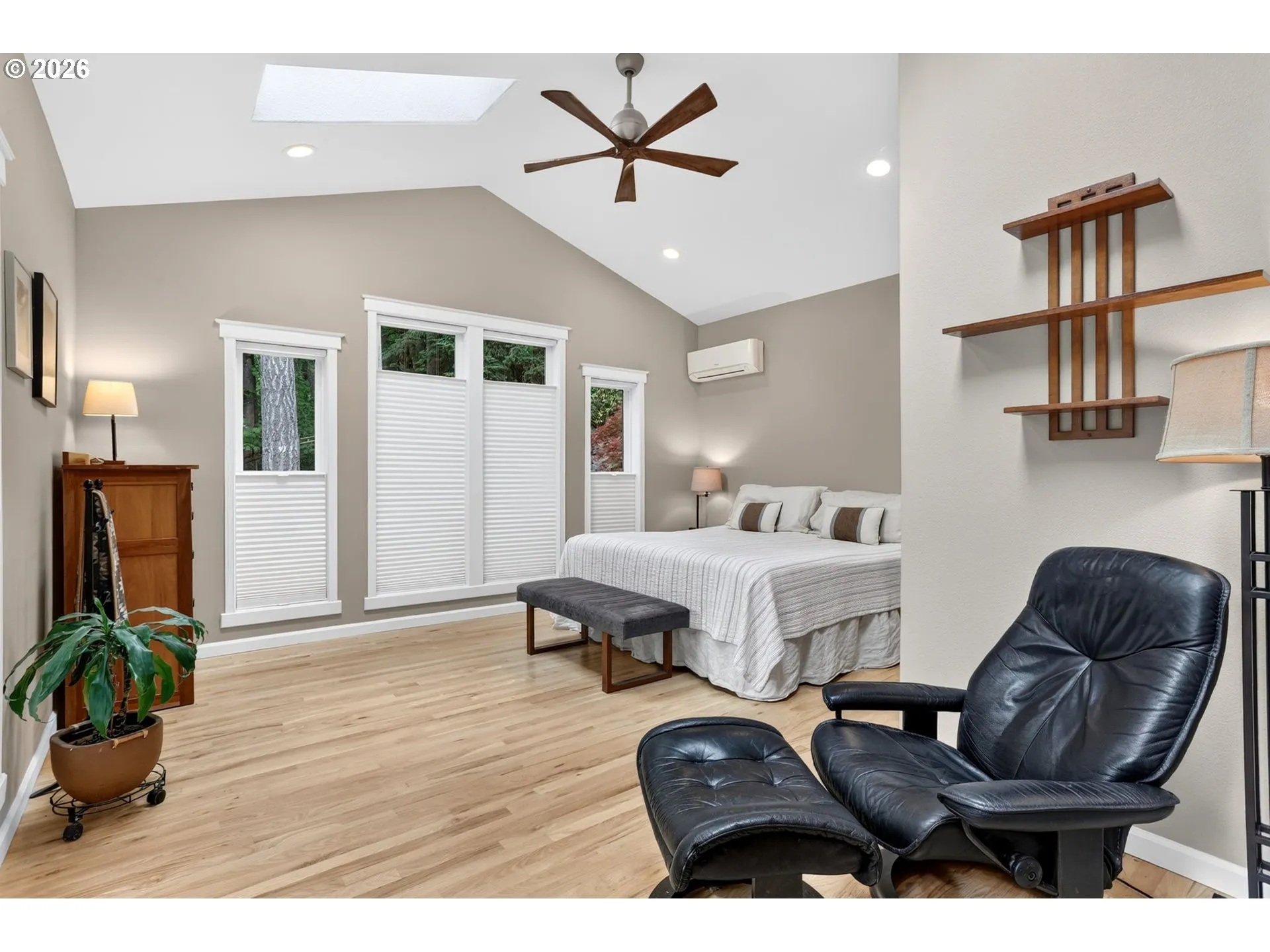 Primary Bedroom-Main
