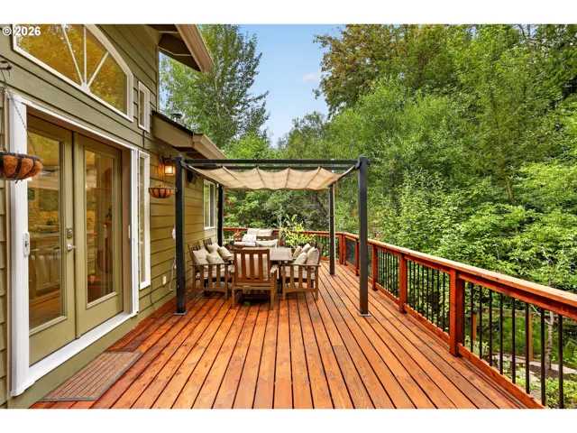 Deck-Main