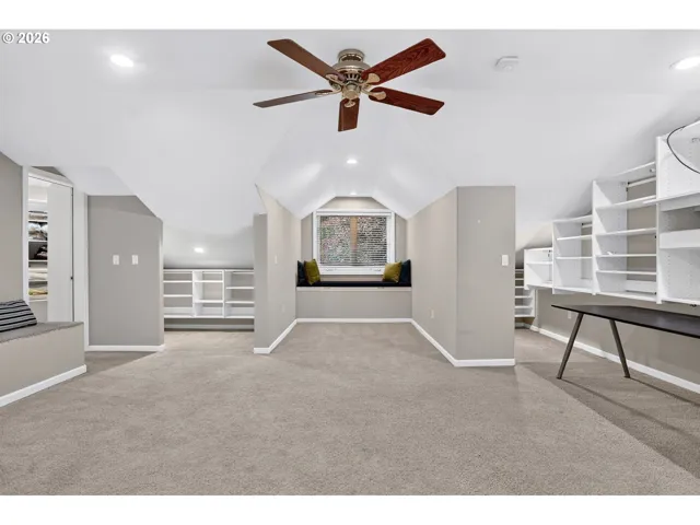 Bonus Room-Ceiling Fan