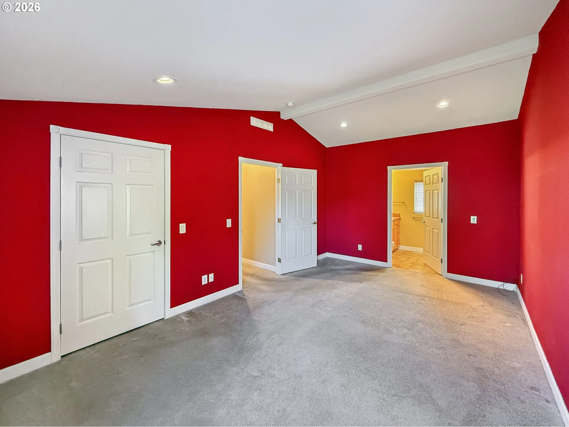 Bedroom, Primary
