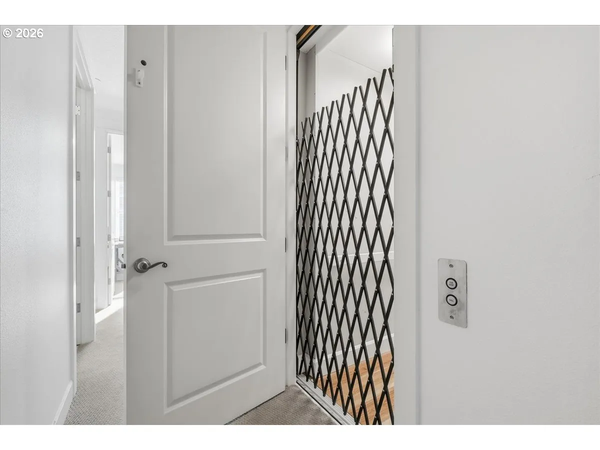 Elevator-Private