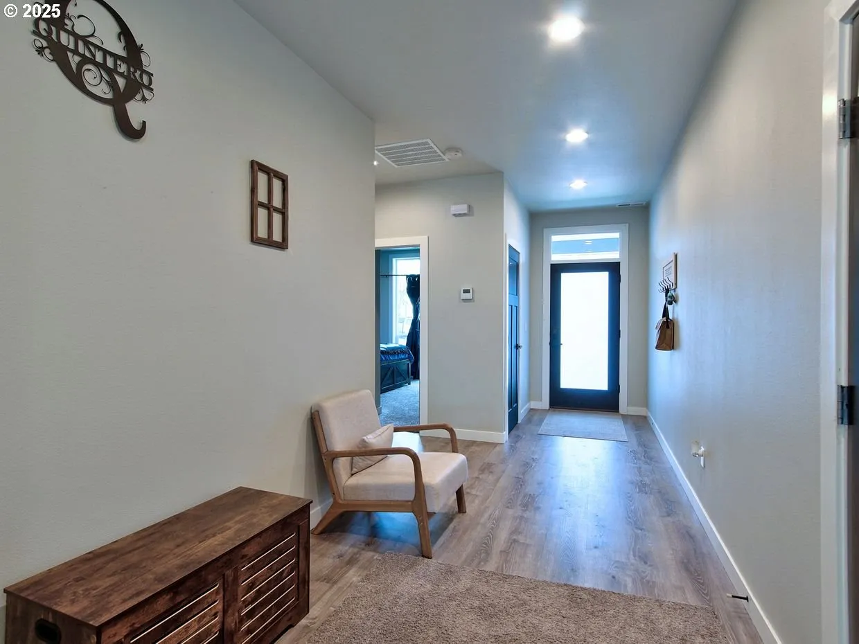Entrance/Foyer