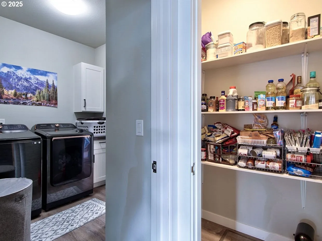 Pantry-Main