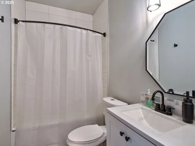 Bathroom-Hall