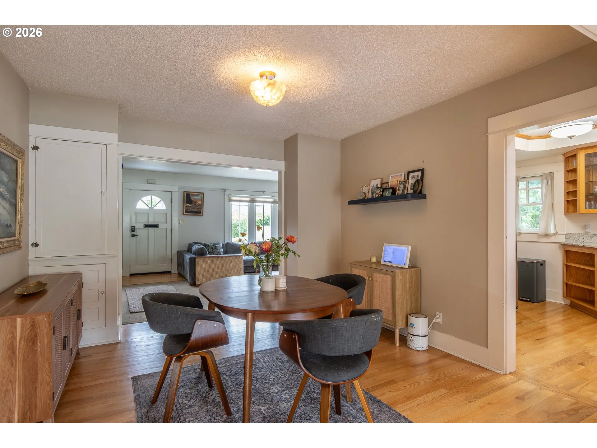 Dining Room-Built-In Cabinets