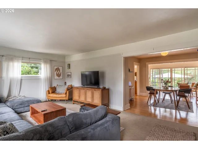 Living Room/Dining Room