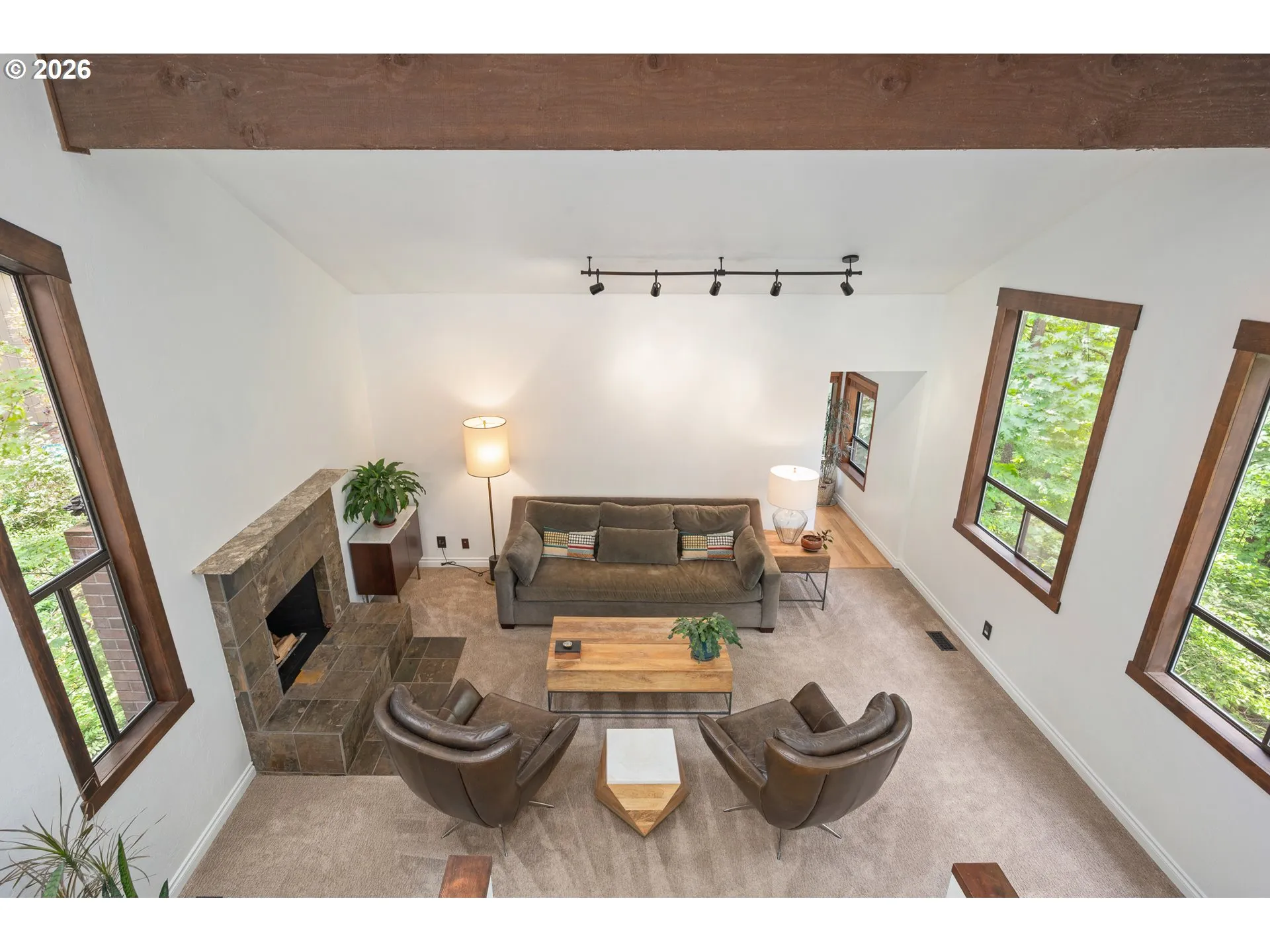 Living Room-Vaulted Ceilings