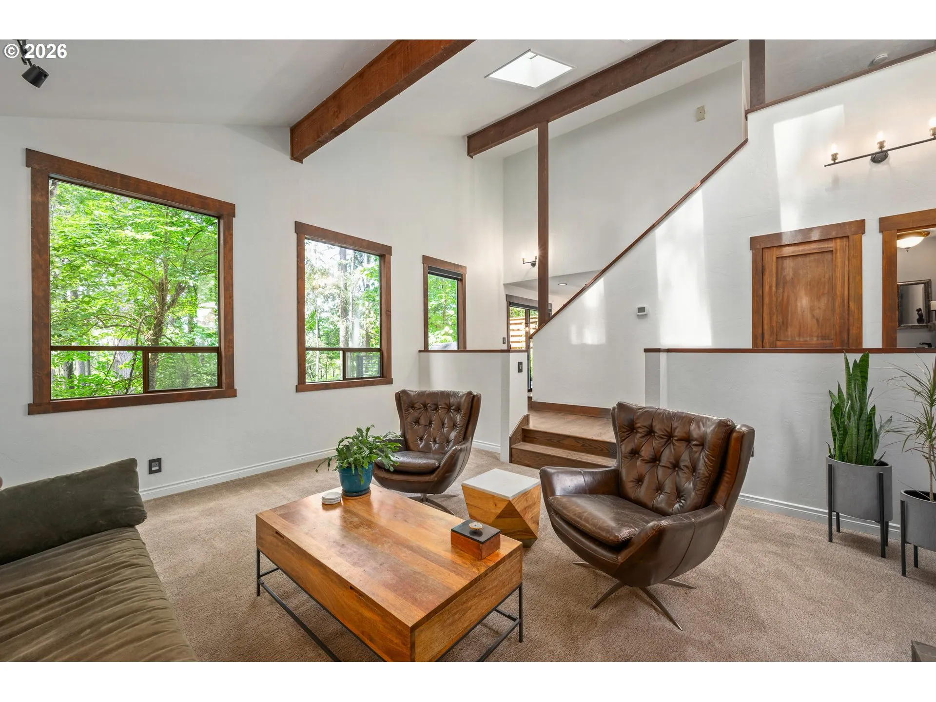 Living Room-Vaulted Ceilings