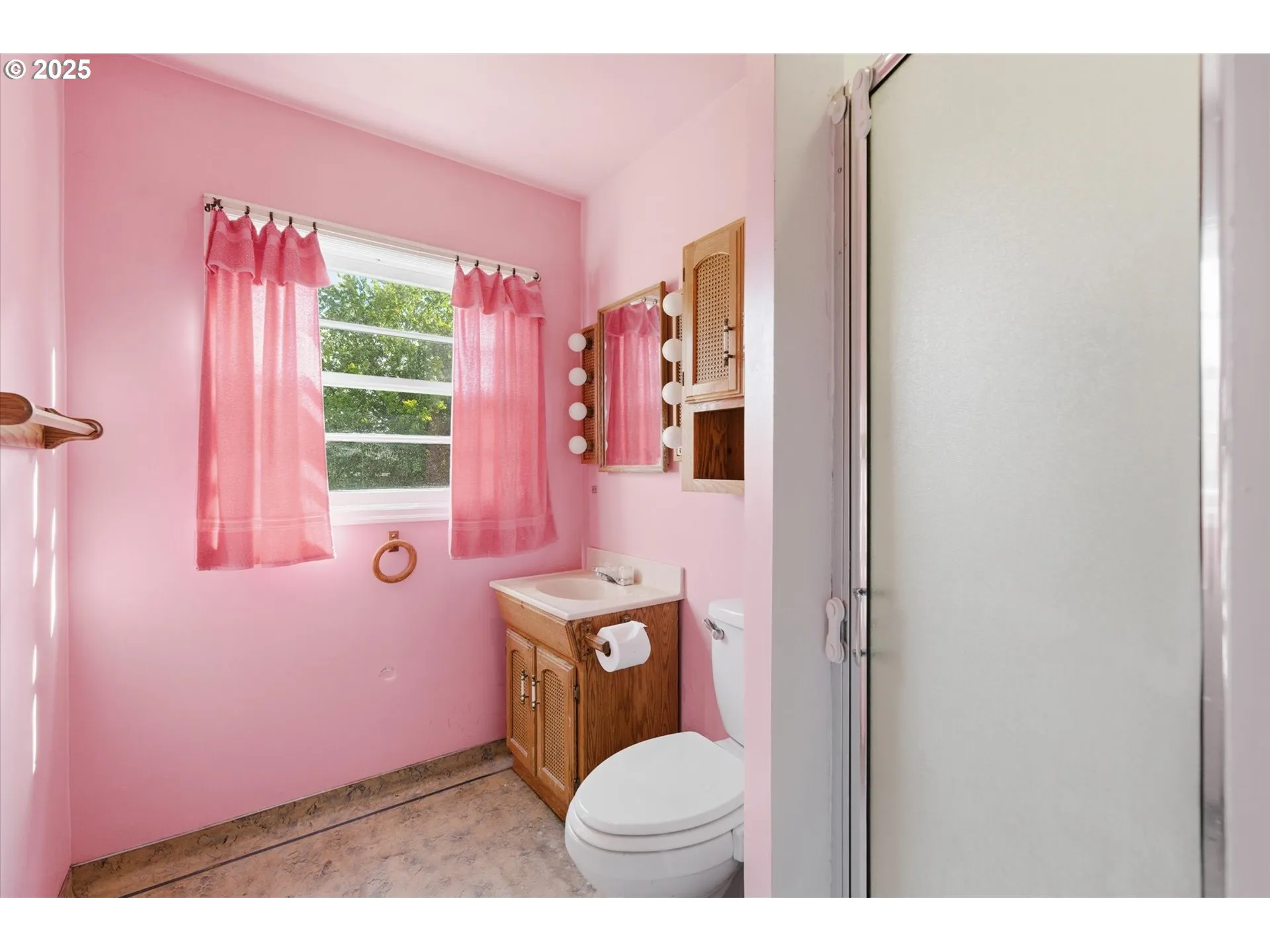 En Suite Bathroom