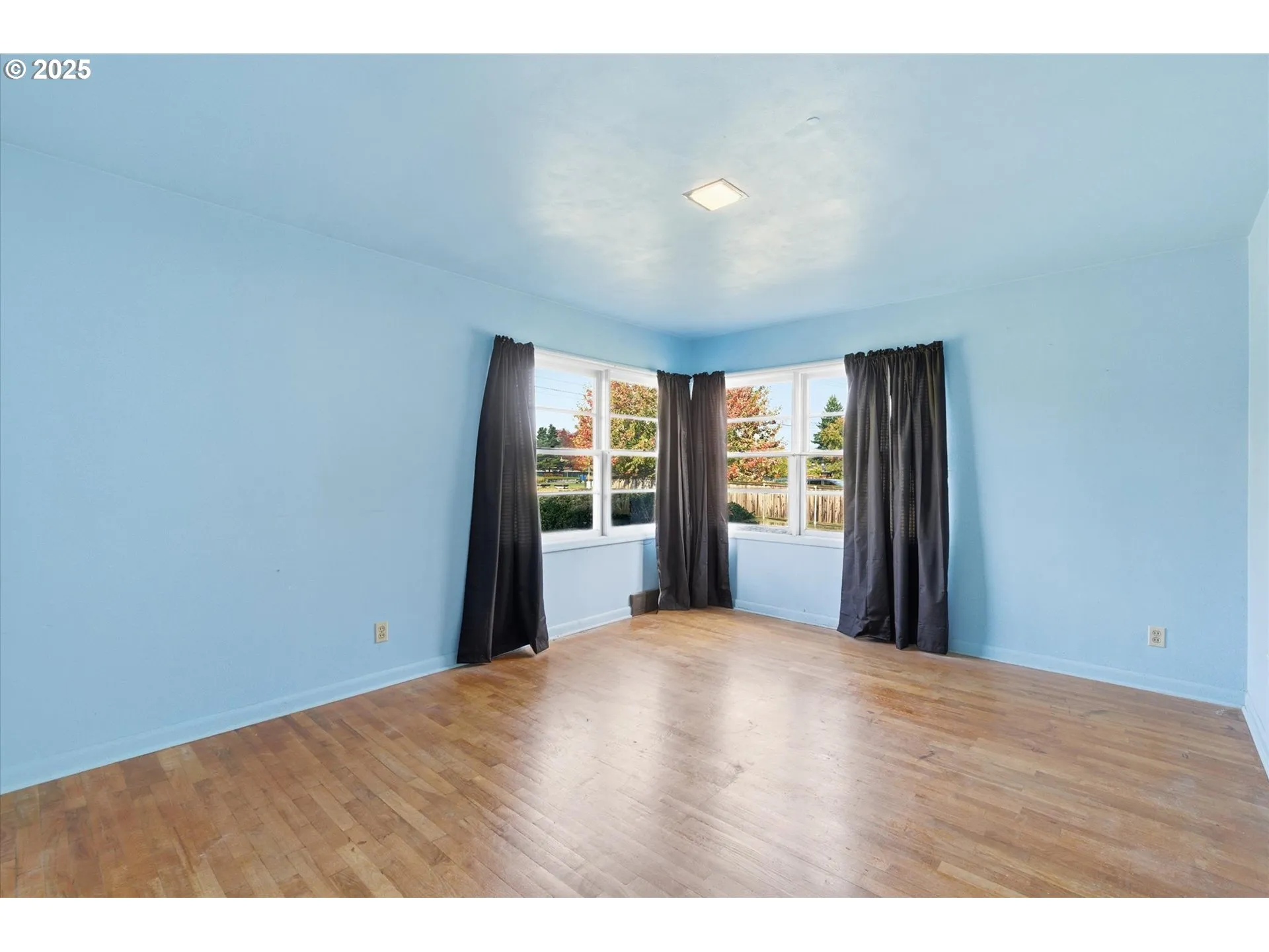 Bedroom-# 1