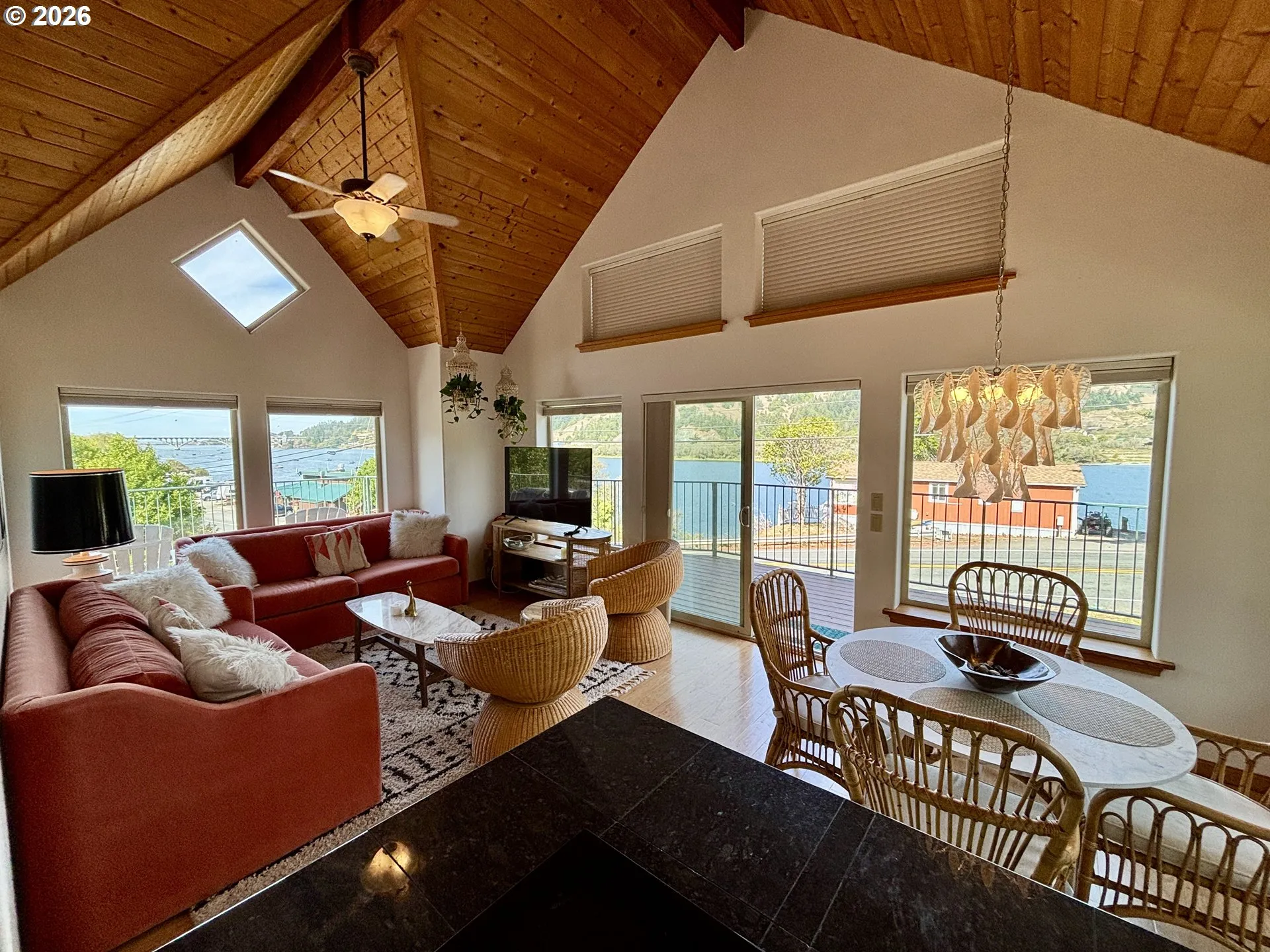 Living Room-Vaulted Ceilings