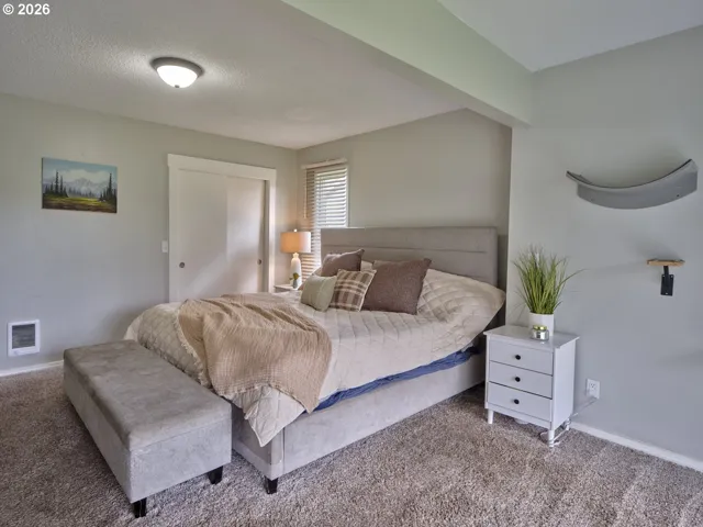 Primary Bedroom-Main