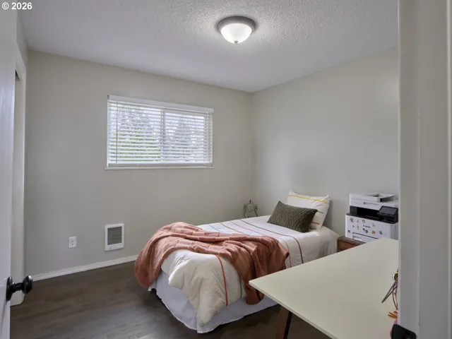 Bedroom-# 1
