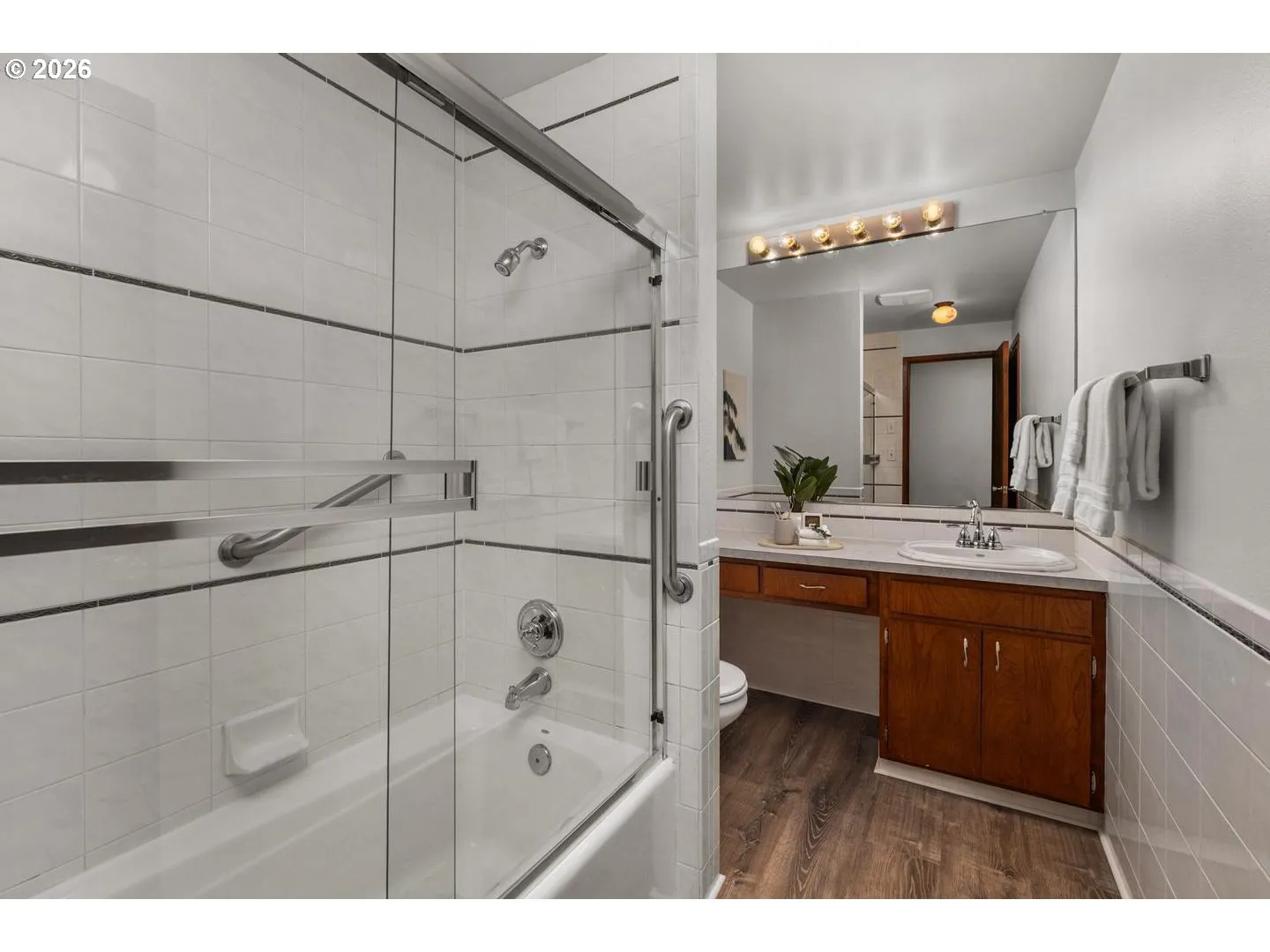 Bathroom-Hall