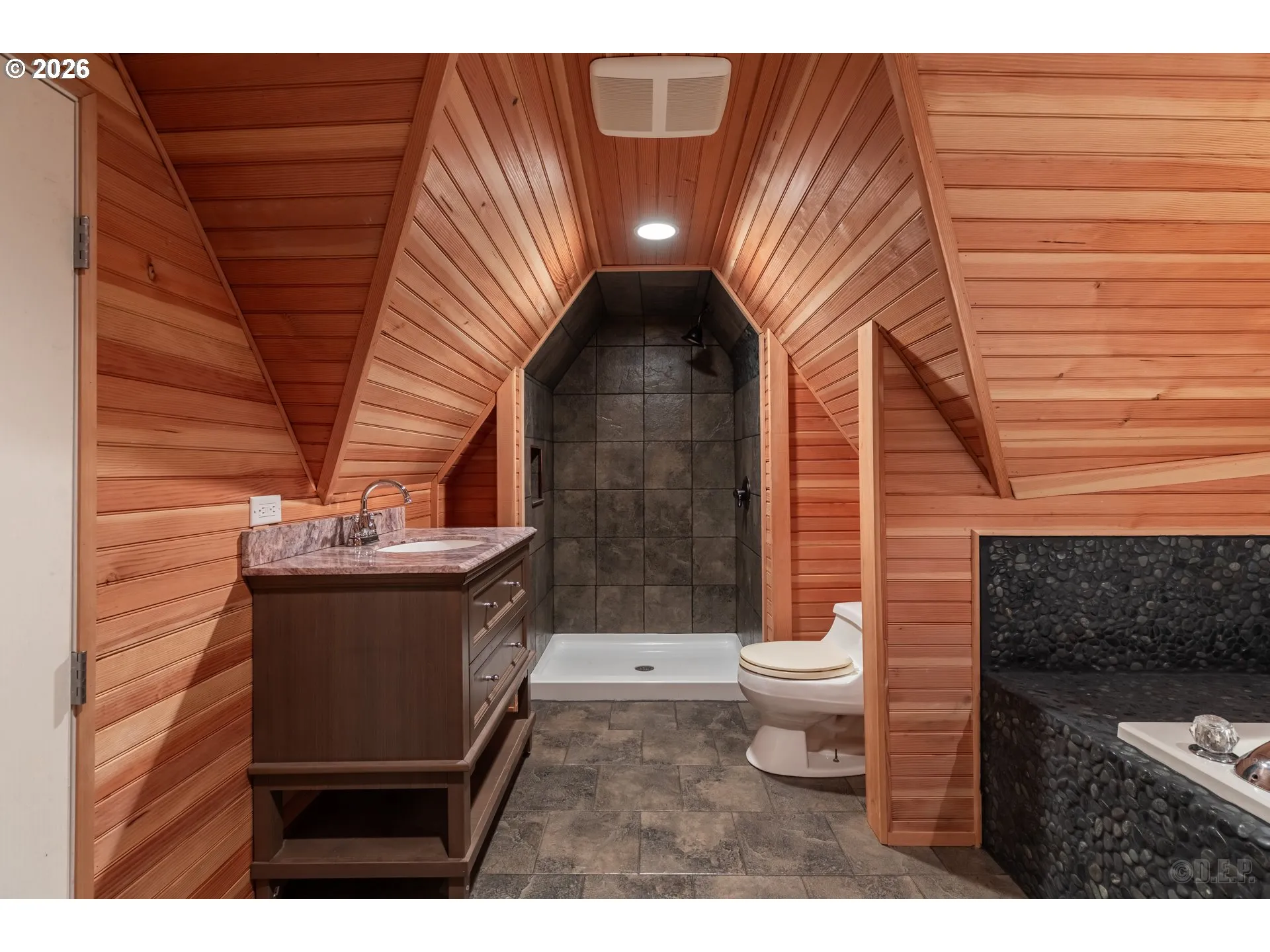 Bathroom-Upper