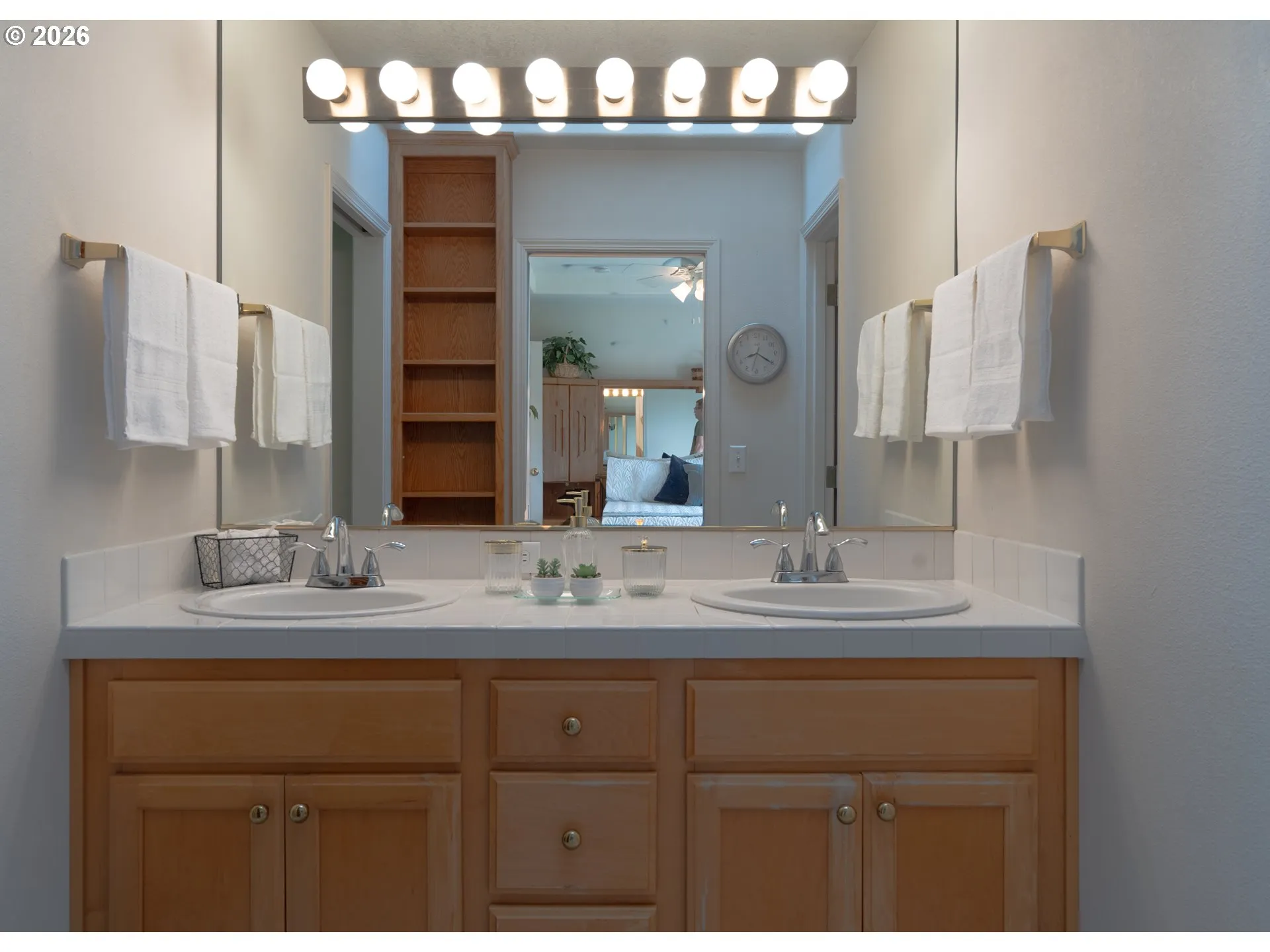 Bathroom, Attached