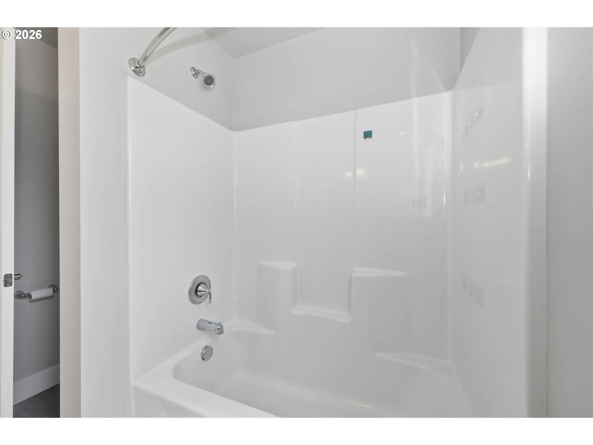 Bathroom-Upper