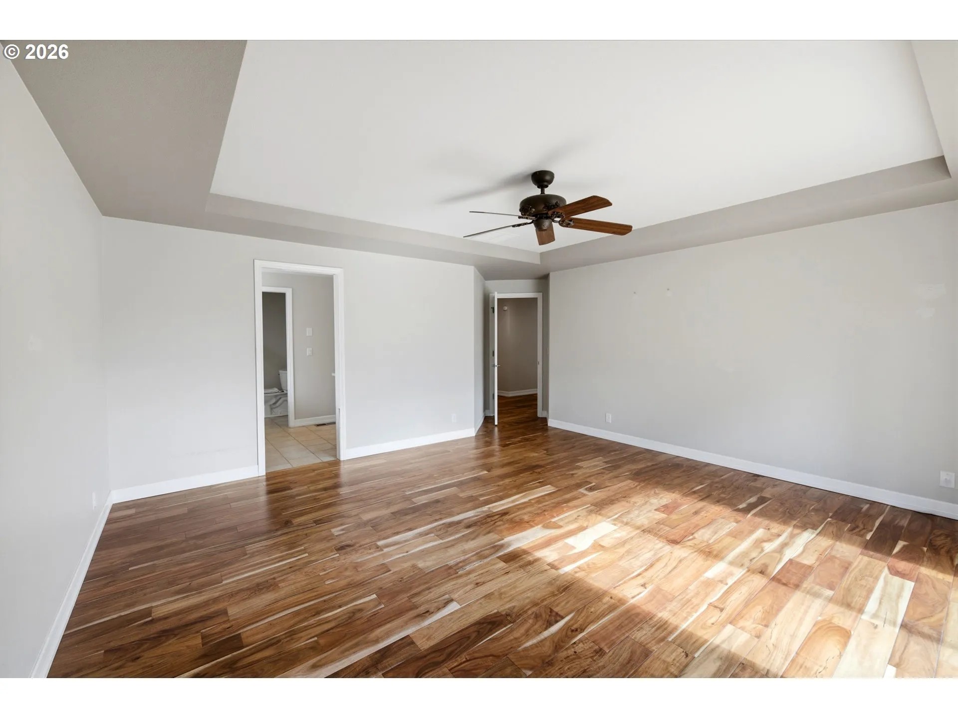 Bedroom, Primary