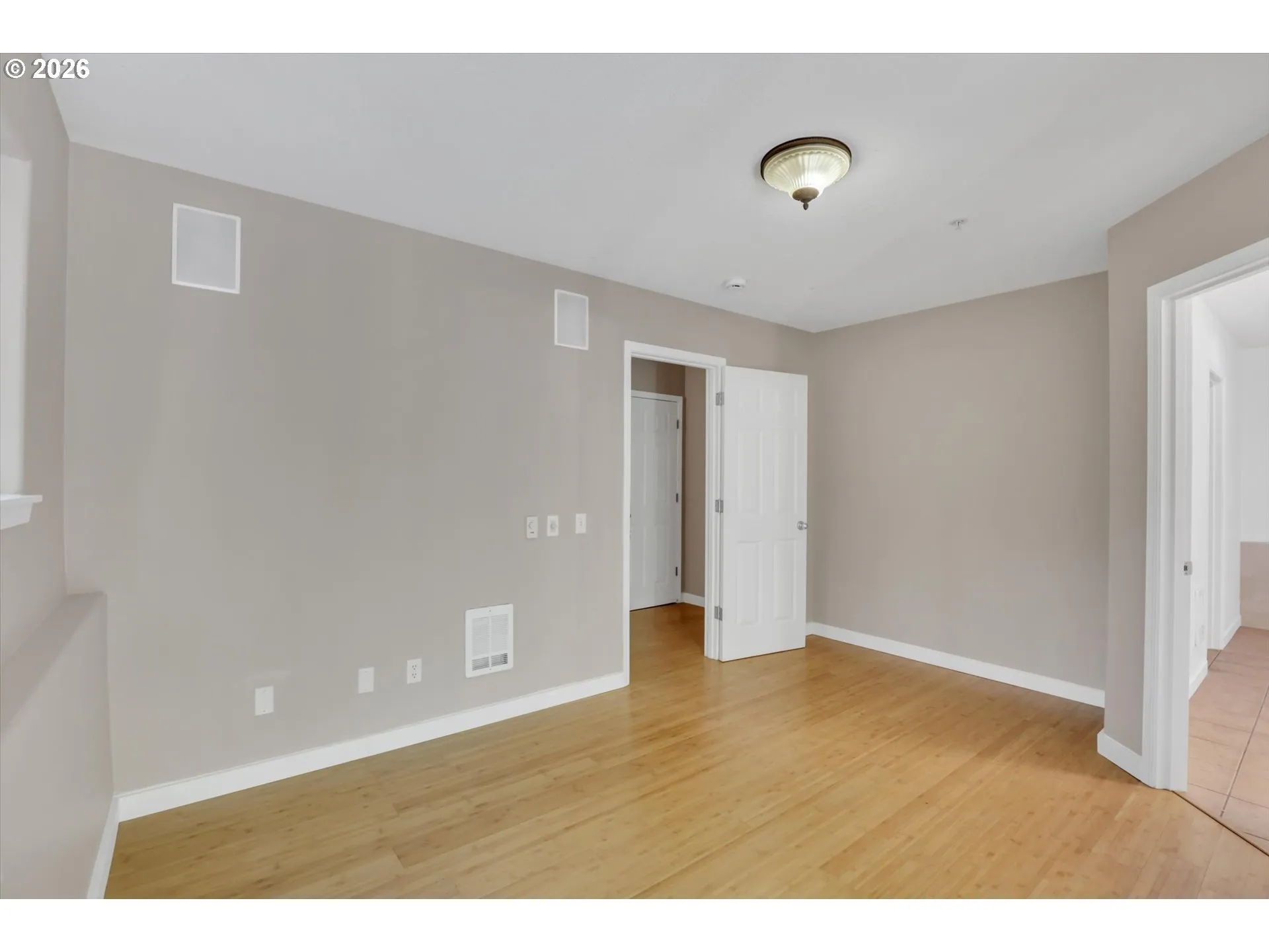 Bedroom, Owner's Suite-Lower