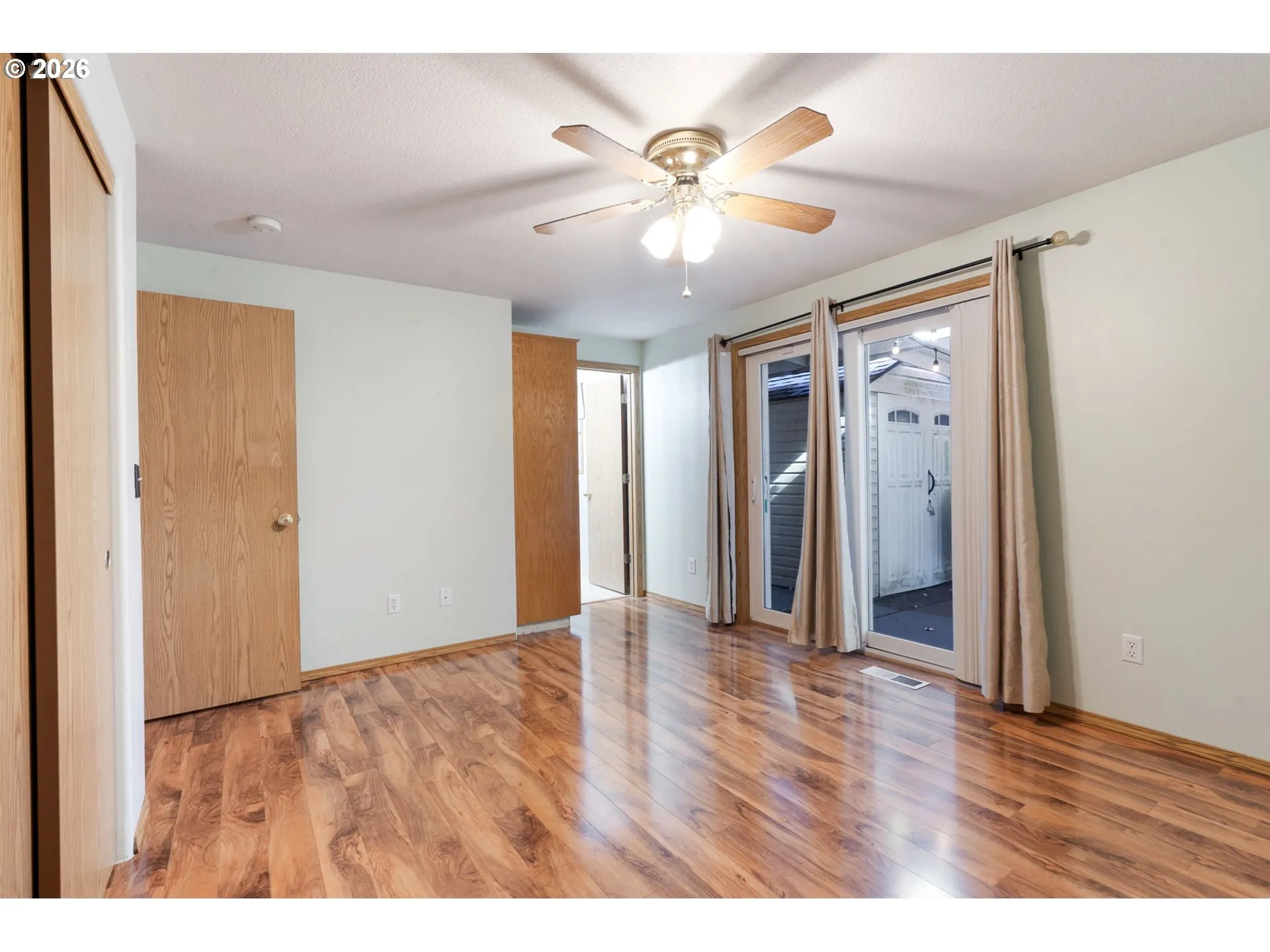 Primary Bedroom-Main
