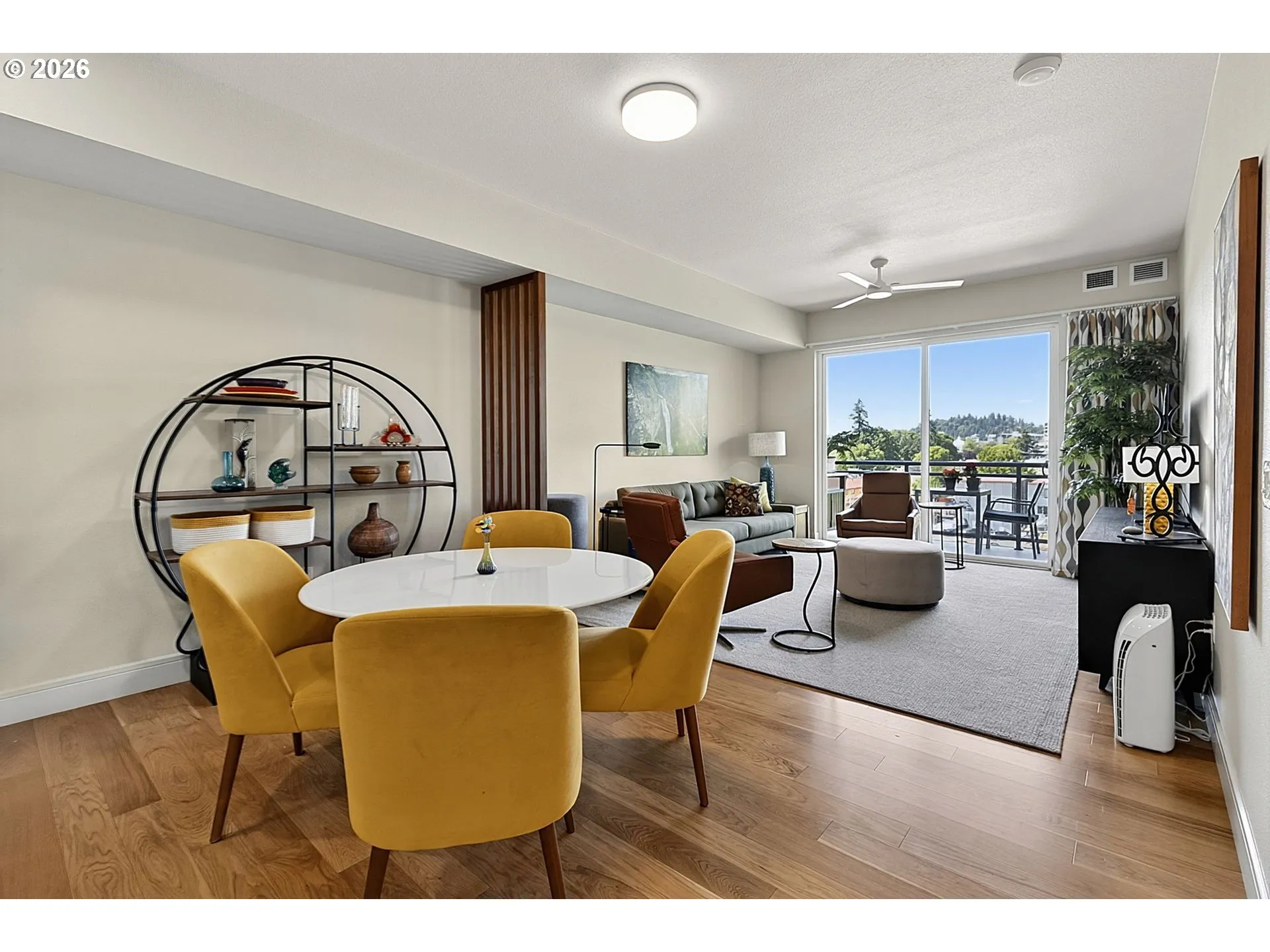 Living Room/Dining Room