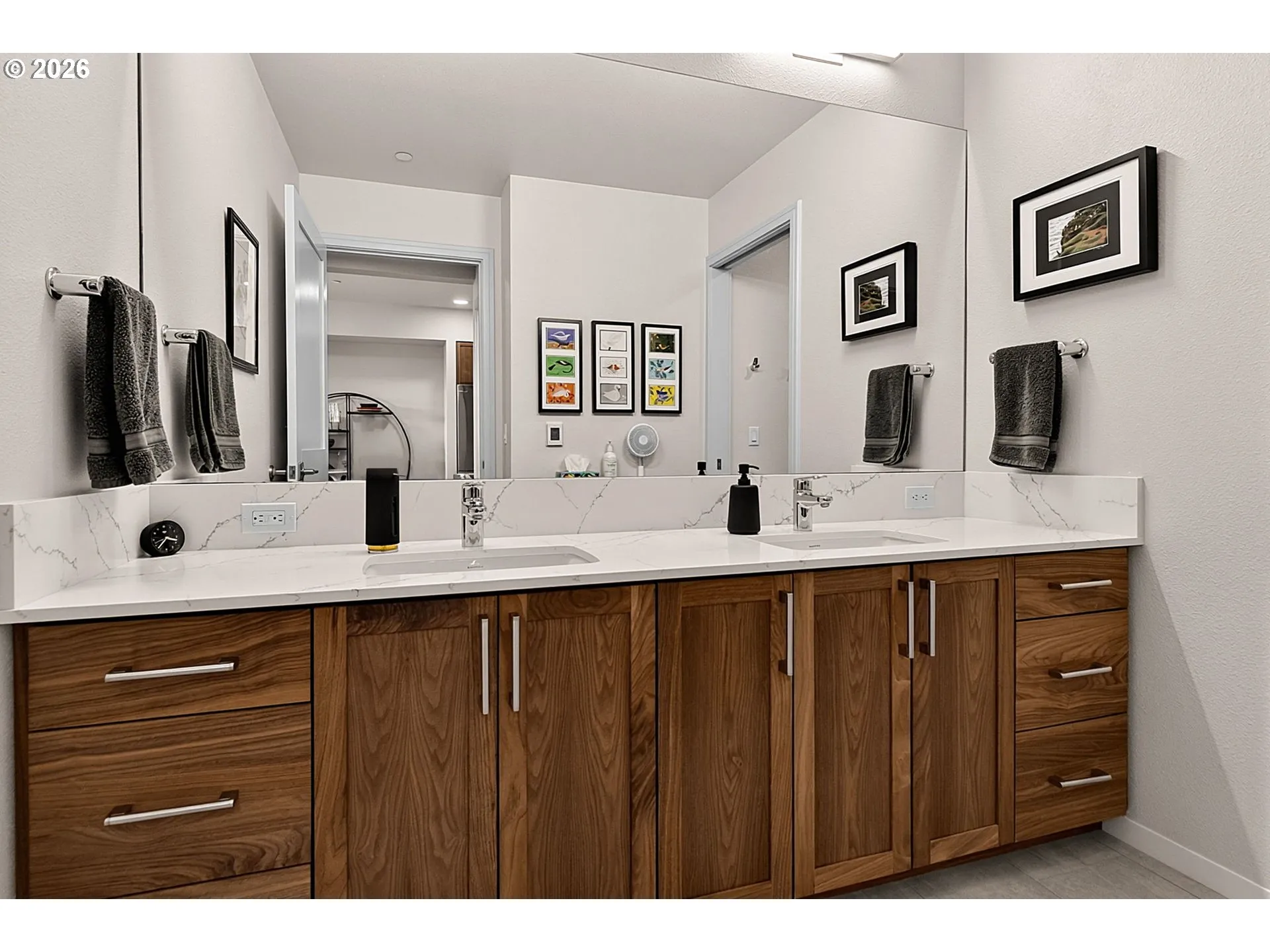 Bathroom-Double Sinks