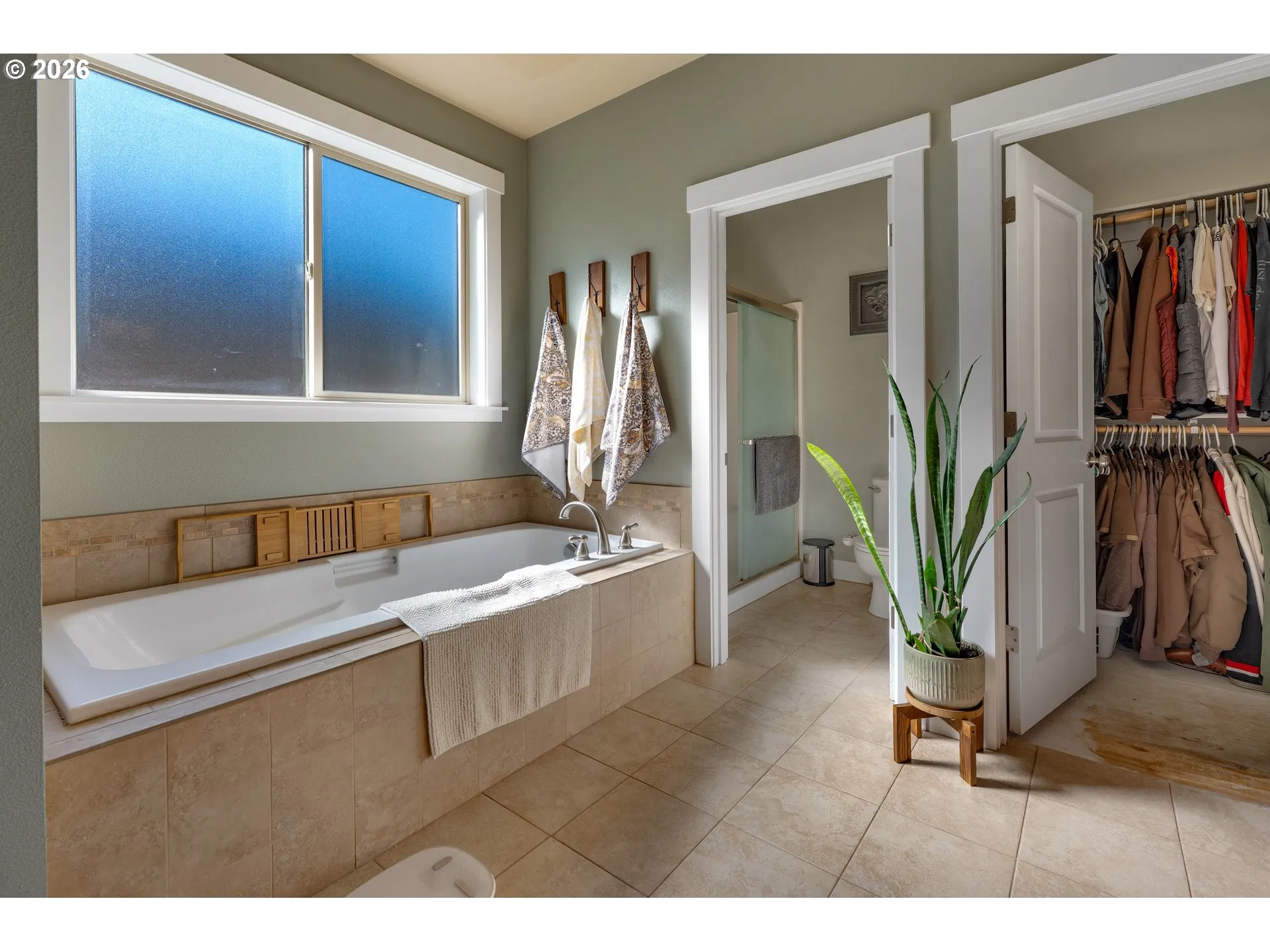 Bathroom, Attached