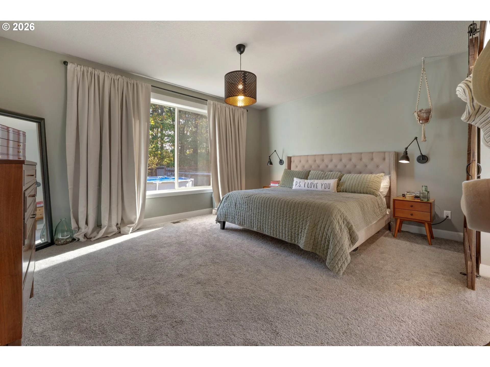 Bedroom, Primary-Main