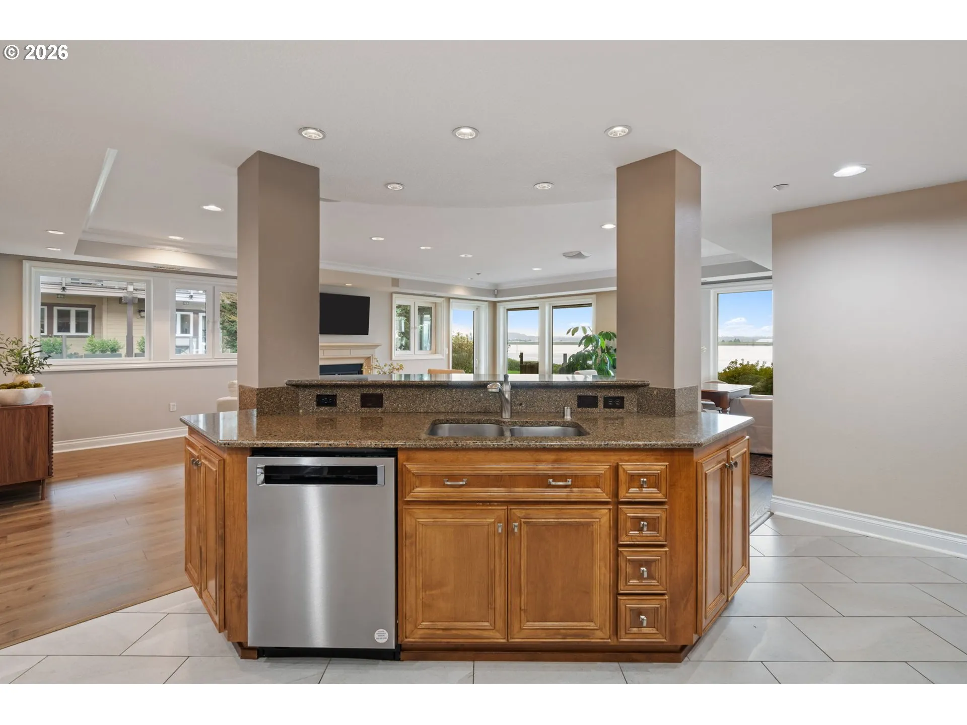 Kitchen-Island