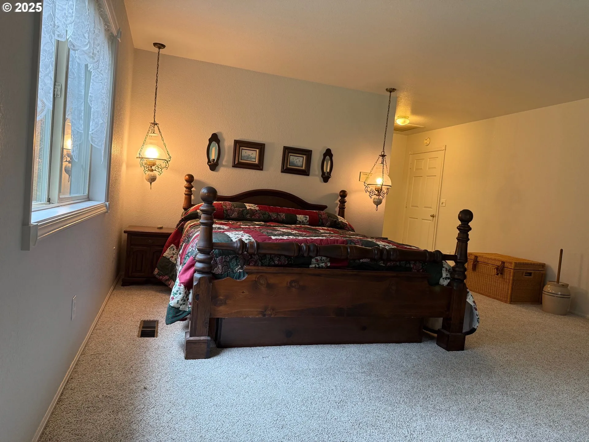 Bedroom, Owner's Suite