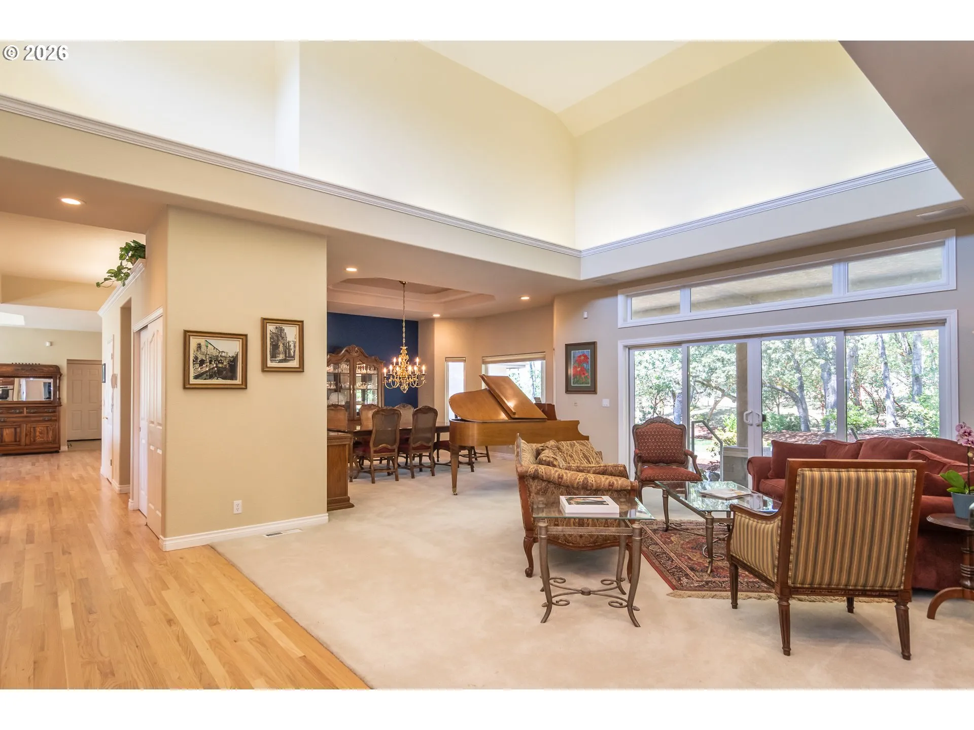 Living Room/Dining Room