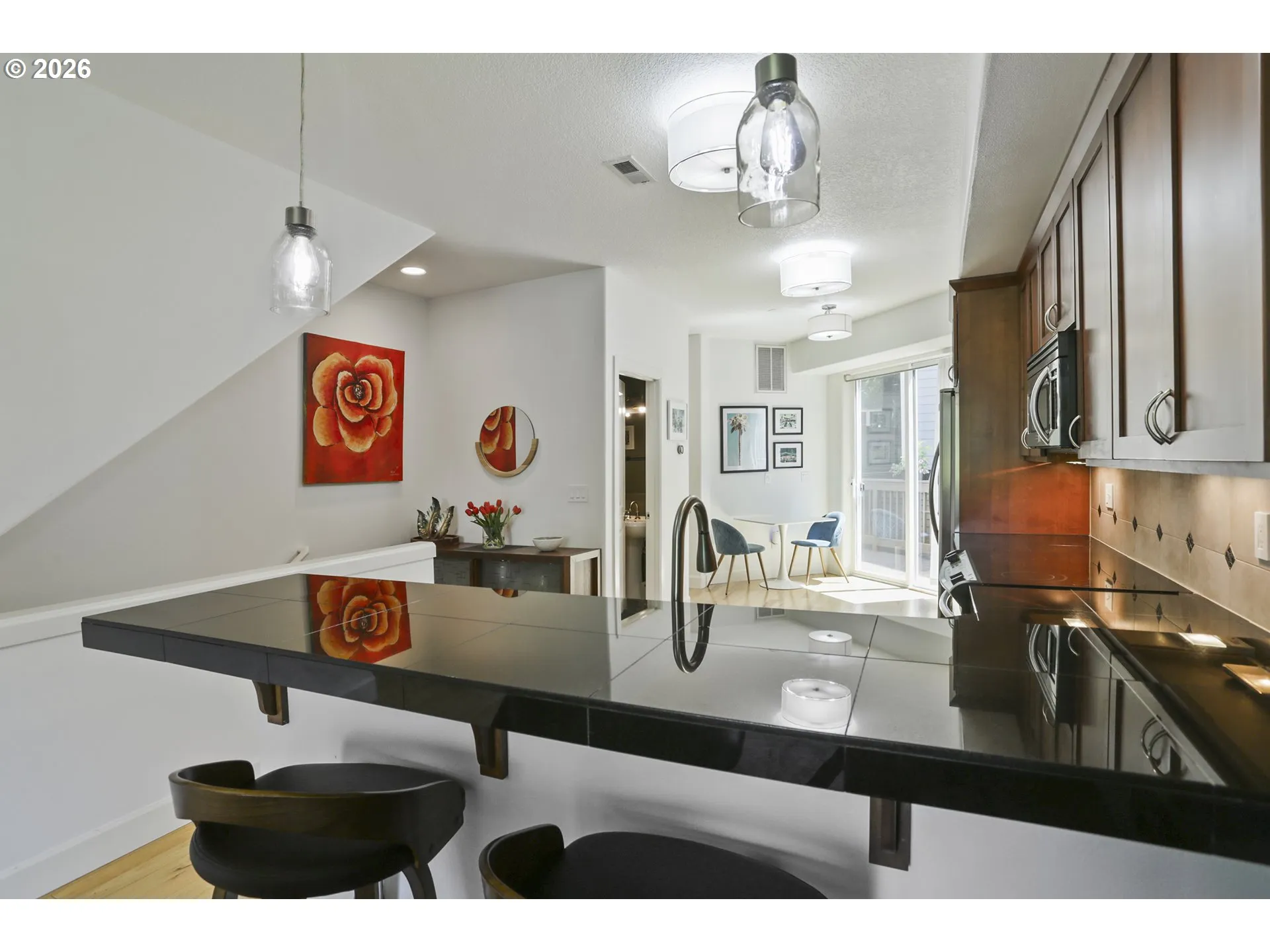Kitchen-Wide Angle/Fisheye